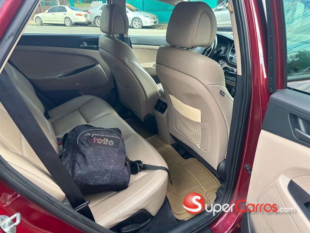 2018 Hyundai Tucson — foto 4 / 12