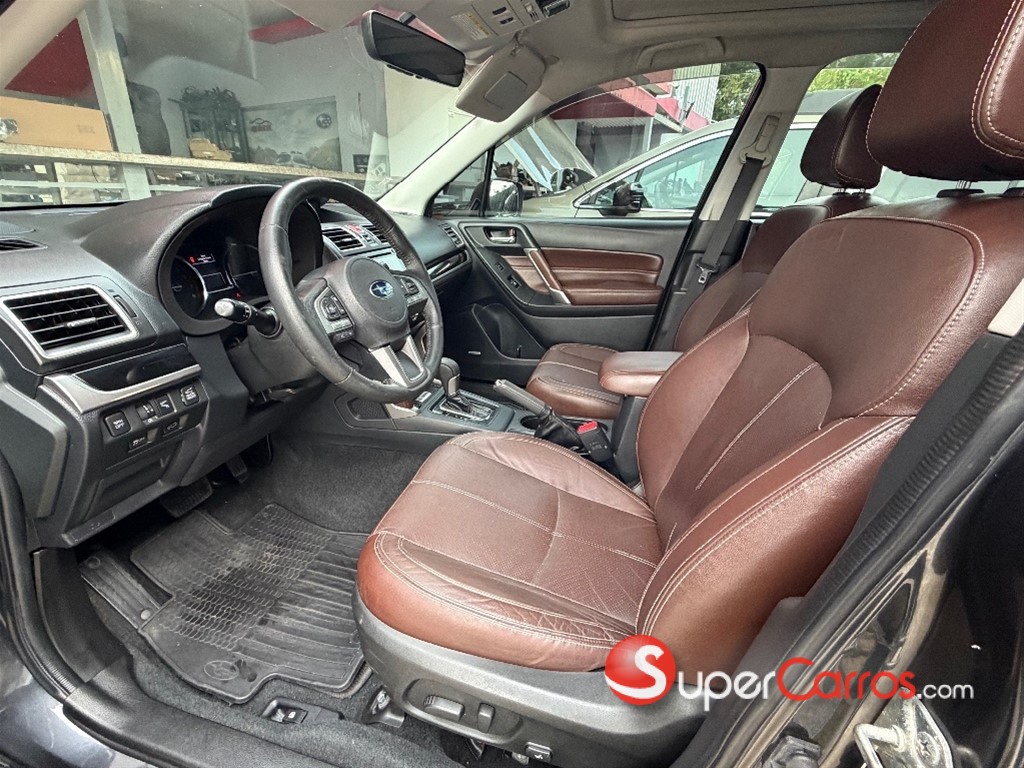 2018 Subaru Forester Touring — foto 6 / 12