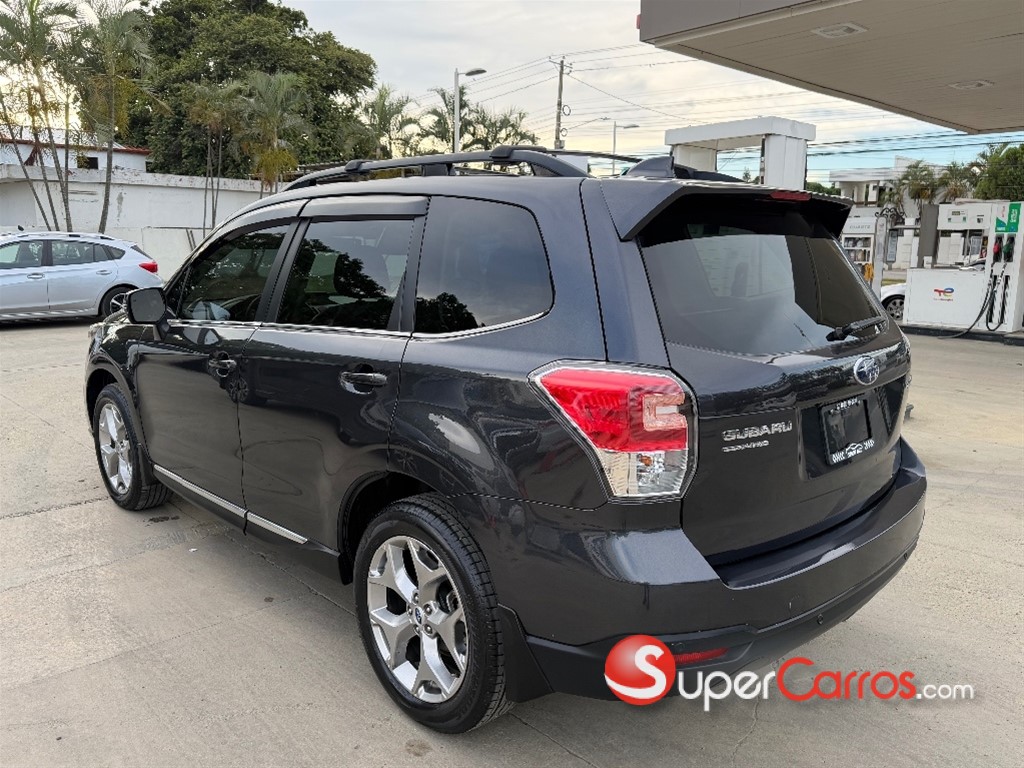2018 Subaru Forester Touring — foto 10 / 12