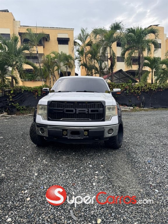 2013 Ford F 150 Limited — foto 4 / 8