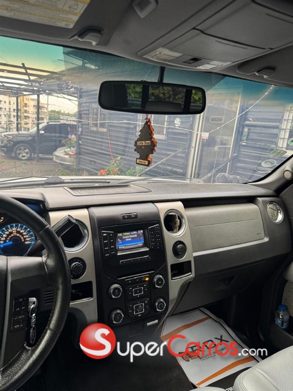 2013 Ford F 150 Limited — foto 7 / 8