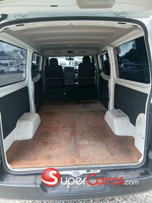 2020 Nissan Urvan NV 350 — foto 9 / 10