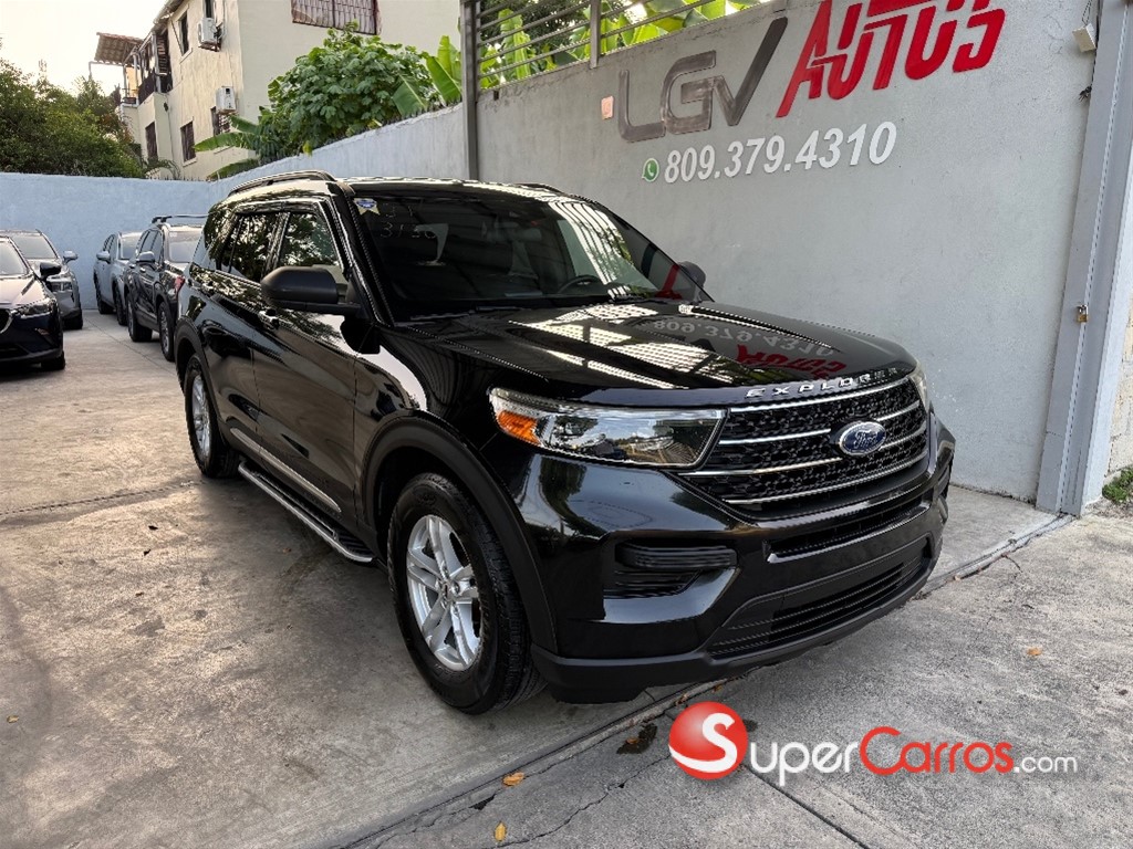 2020 Ford Explorer XLT — foto 1 / 12