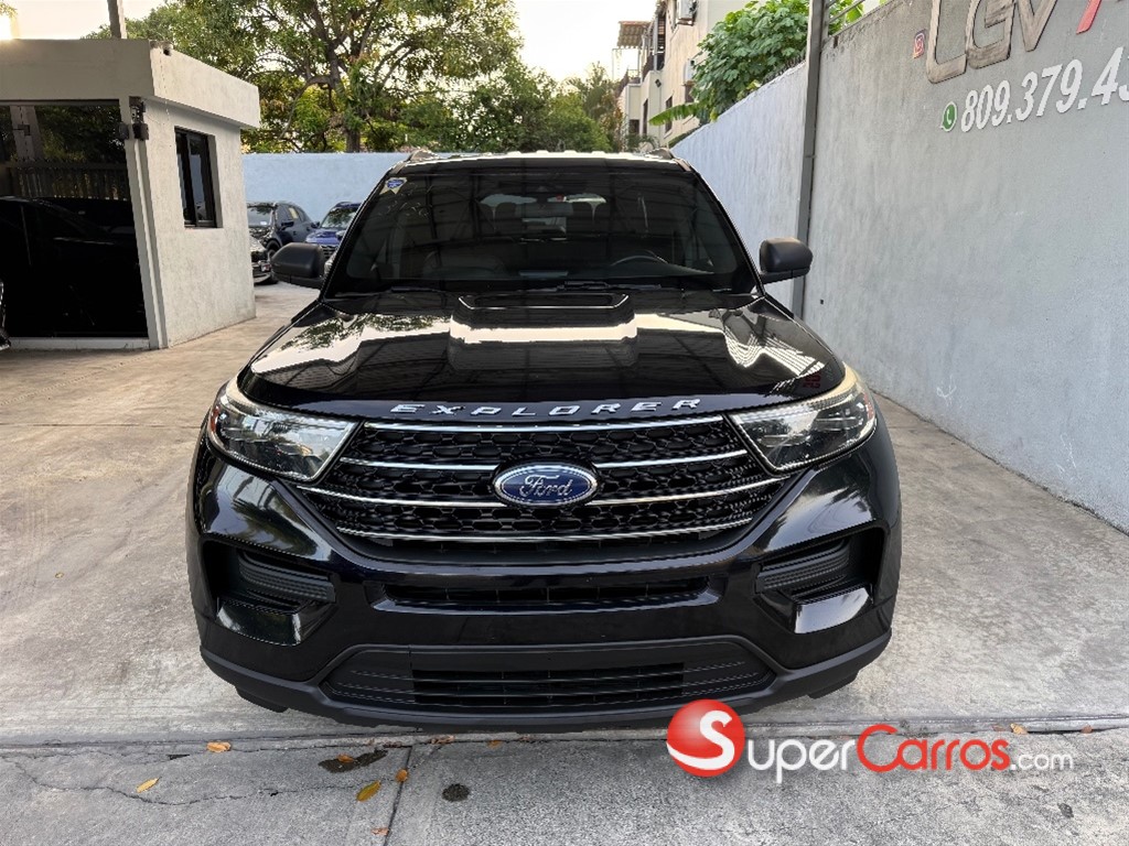 2020 Ford Explorer XLT — foto 2 / 12