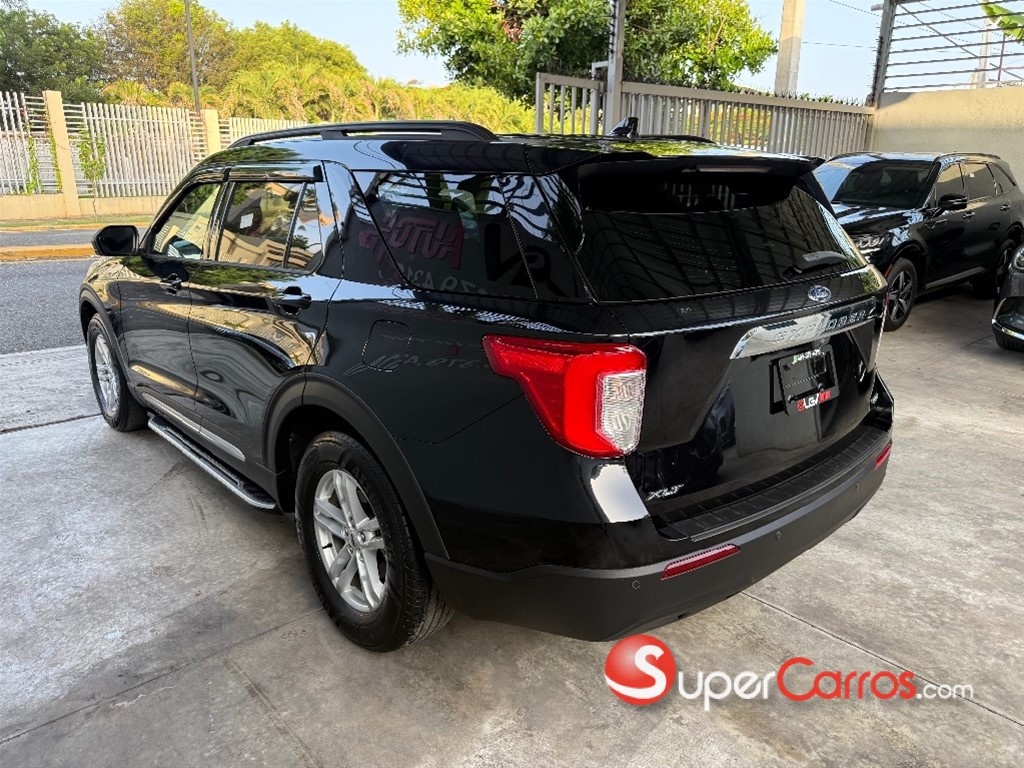 2020 Ford Explorer XLT — foto 4 / 12