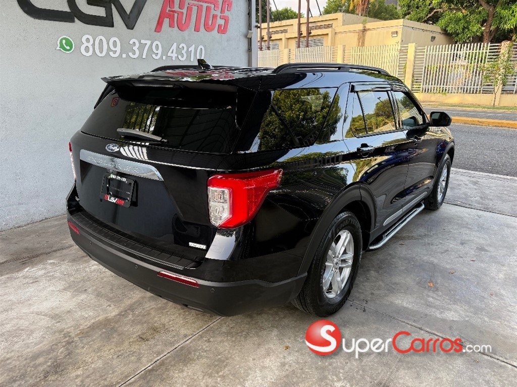 2020 Ford Explorer XLT — foto 6 / 12