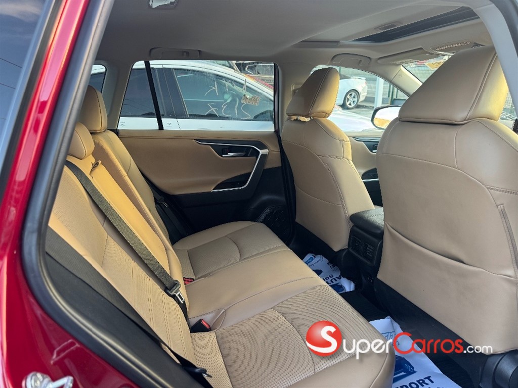 2020 Toyota RAV4 Limited — foto 4 / 12