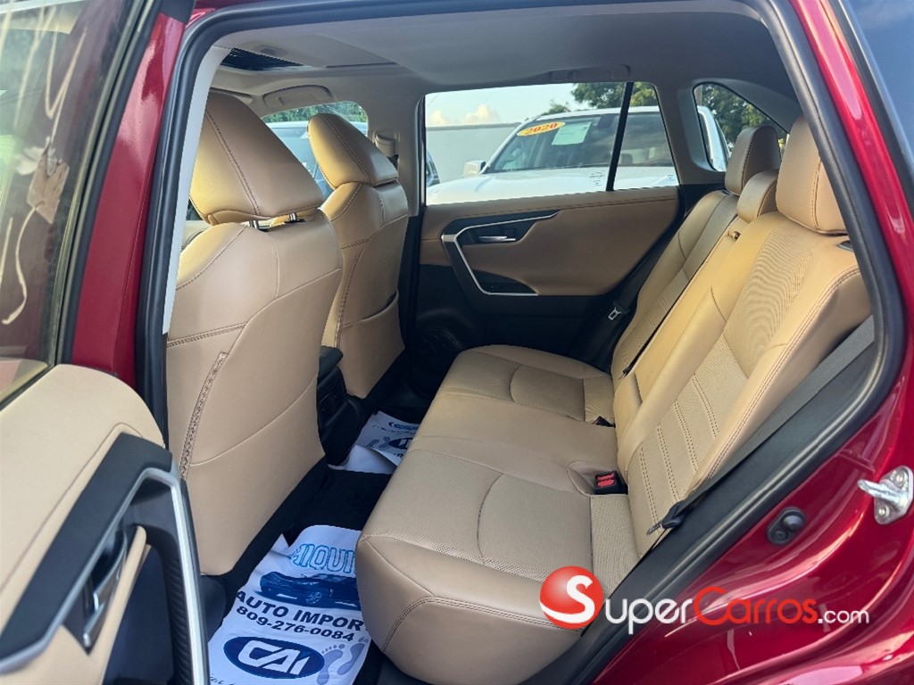 2020 Toyota RAV4 Limited — foto 7 / 12