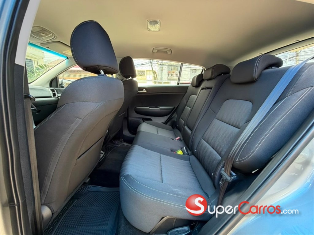 2021 Kia Sportage LX — foto 9 / 12