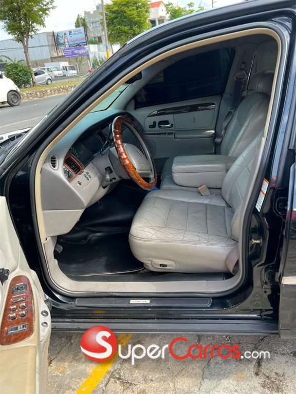 2001 Lincoln Town Car — foto 4 / 11