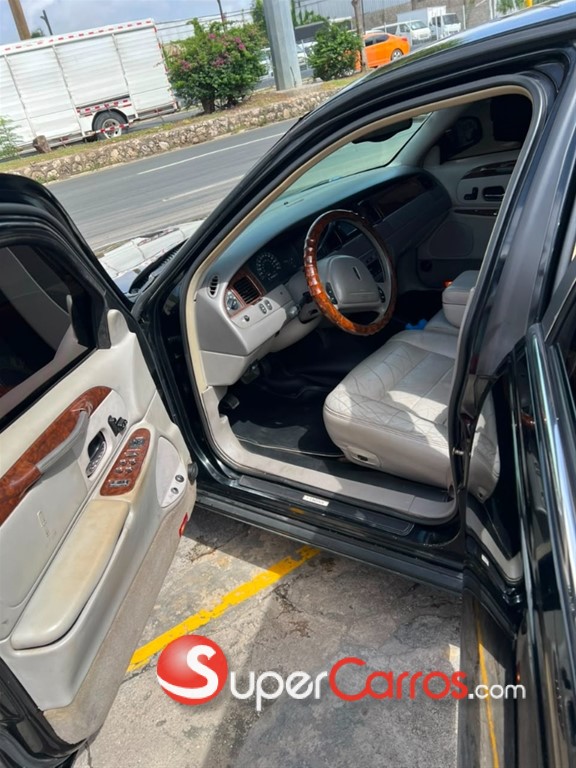 2001 Lincoln Town Car — foto 6 / 11
