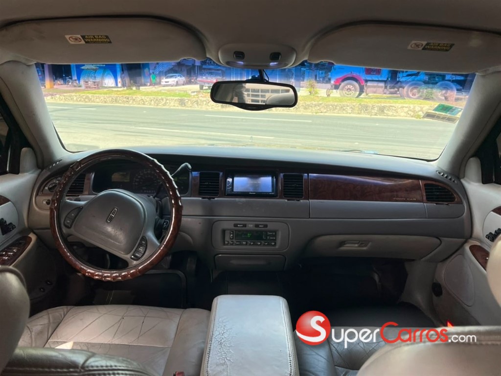 2001 Lincoln Town Car — foto 7 / 11