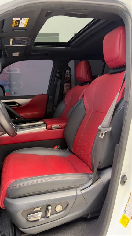2023 Lexus LX 600 F Sport — foto 2 / 12