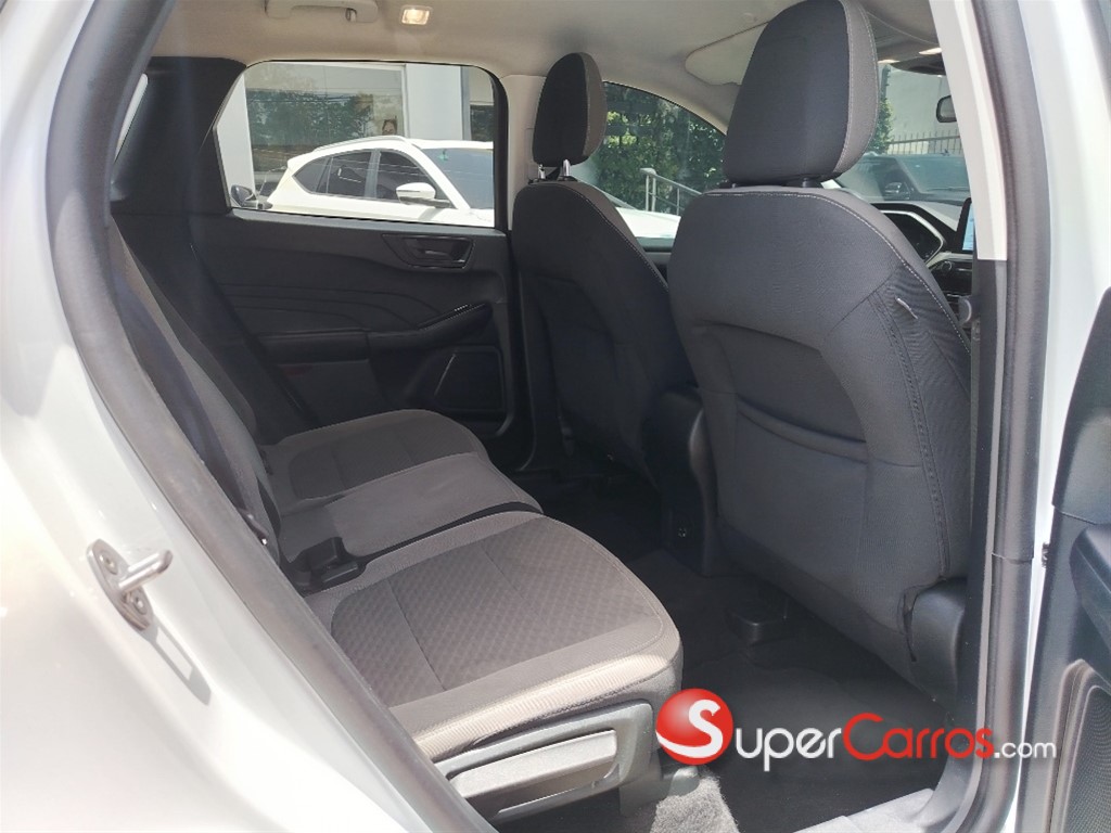 2022 Ford Escape — foto 11 / 12