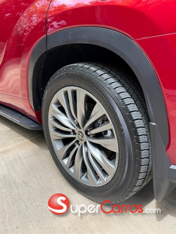 2020 Toyota Highlander Platinum — foto 6 / 12