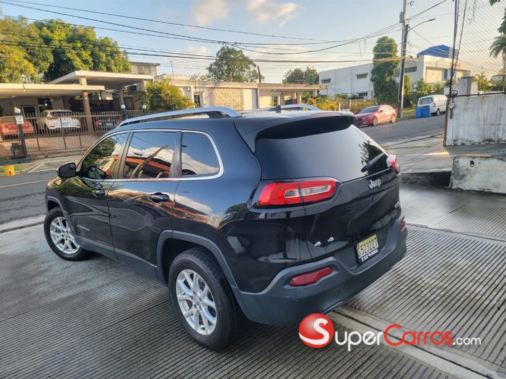 2015 Jeep Cherokee Latitude — foto 2 / 8