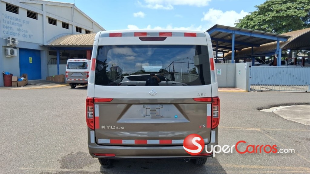 2027 KYC V5 Cargo — foto 6 / 12