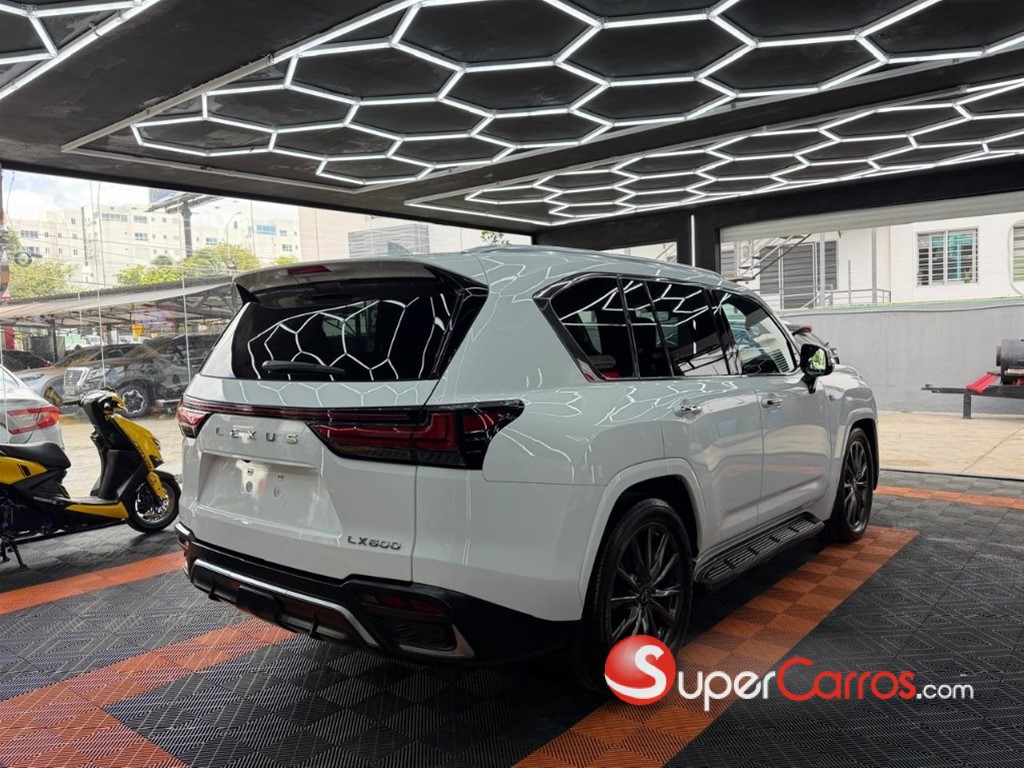 2023 Lexus LX 600 F Sport — foto 4 / 12