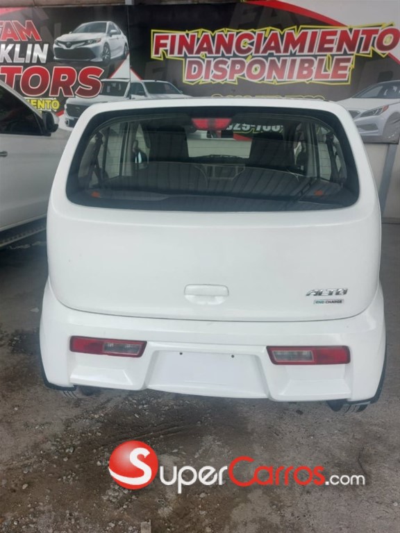 2020 Suzuki Alto — foto 8 / 9