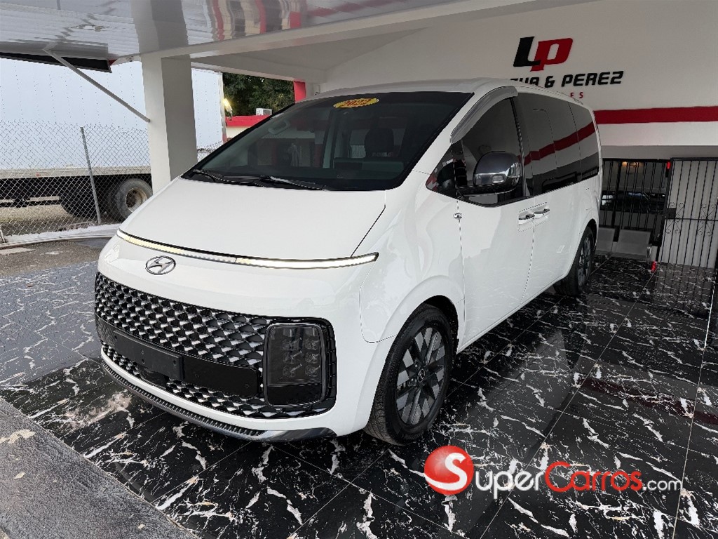 2022 Hyundai Staria
