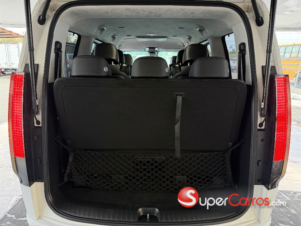 2022 Hyundai Staria — foto 10 / 11