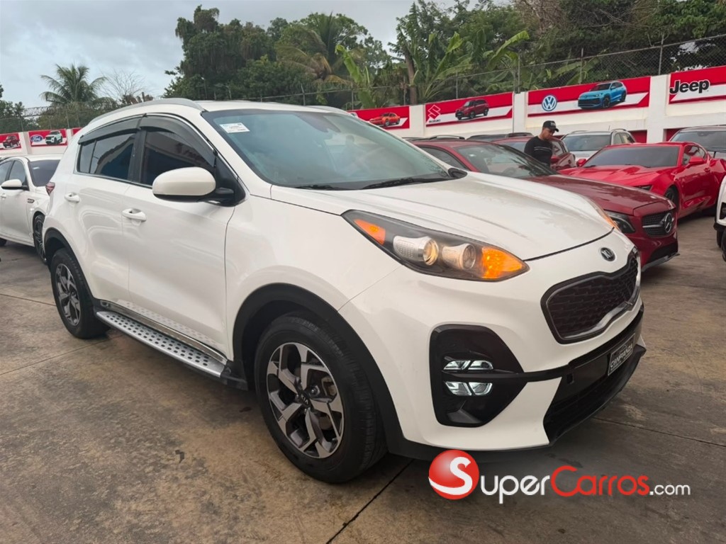 2020 Kia Sportage LX — foto 2 / 9