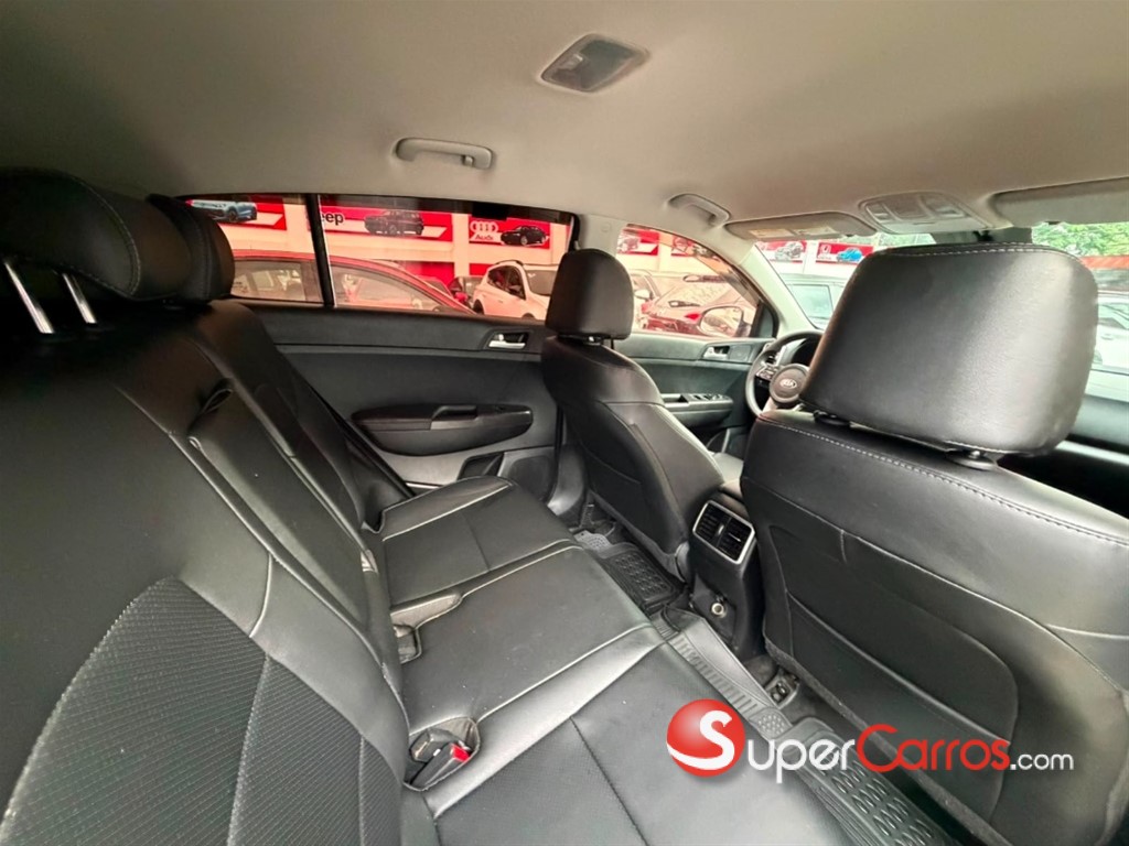 2020 Kia Sportage LX — foto 9 / 9