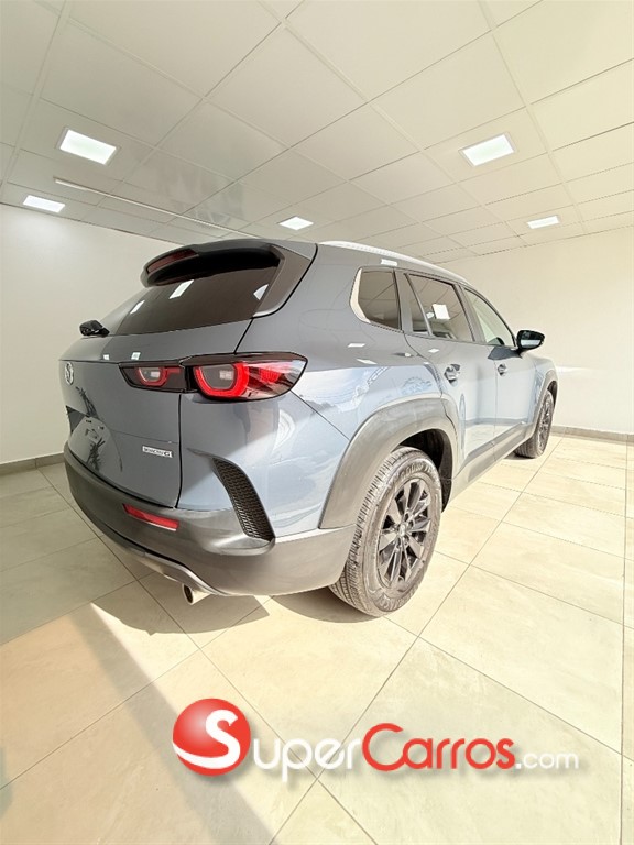 2025 Mazda CX-50 Premium — foto 5 / 10