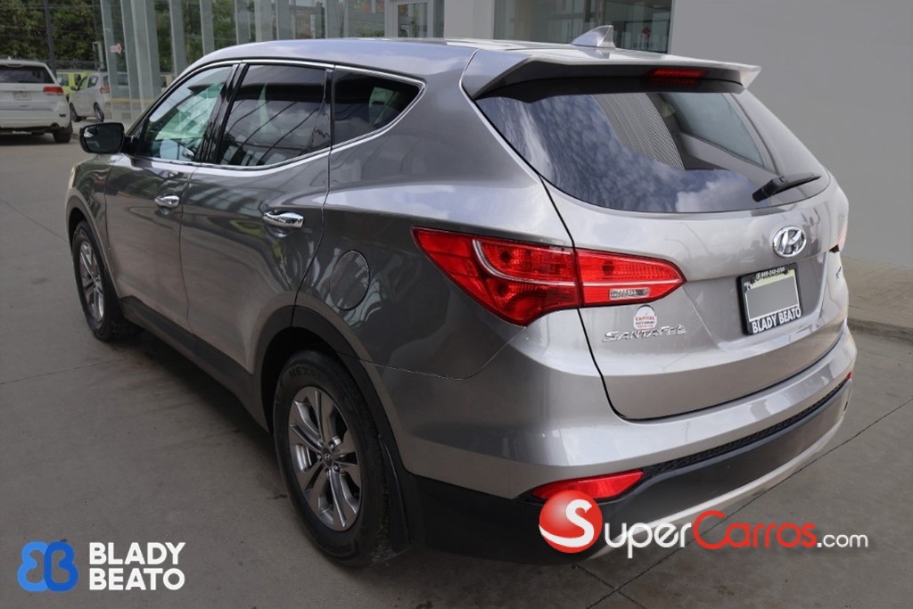 2016 Hyundai Santa Fe Sport — foto 8 / 12