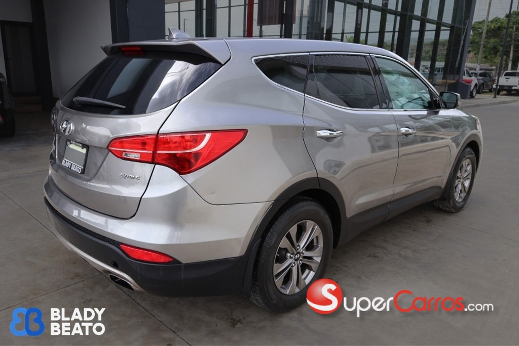2016 Hyundai Santa Fe Sport — foto 10 / 12