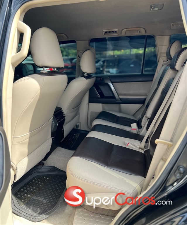 2011 Toyota Land Cruiser Prado TX — foto 8 / 9