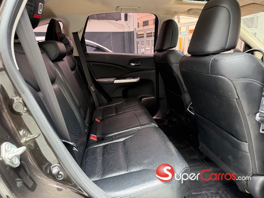 2016 Honda CR-V Touring — foto 6 / 8