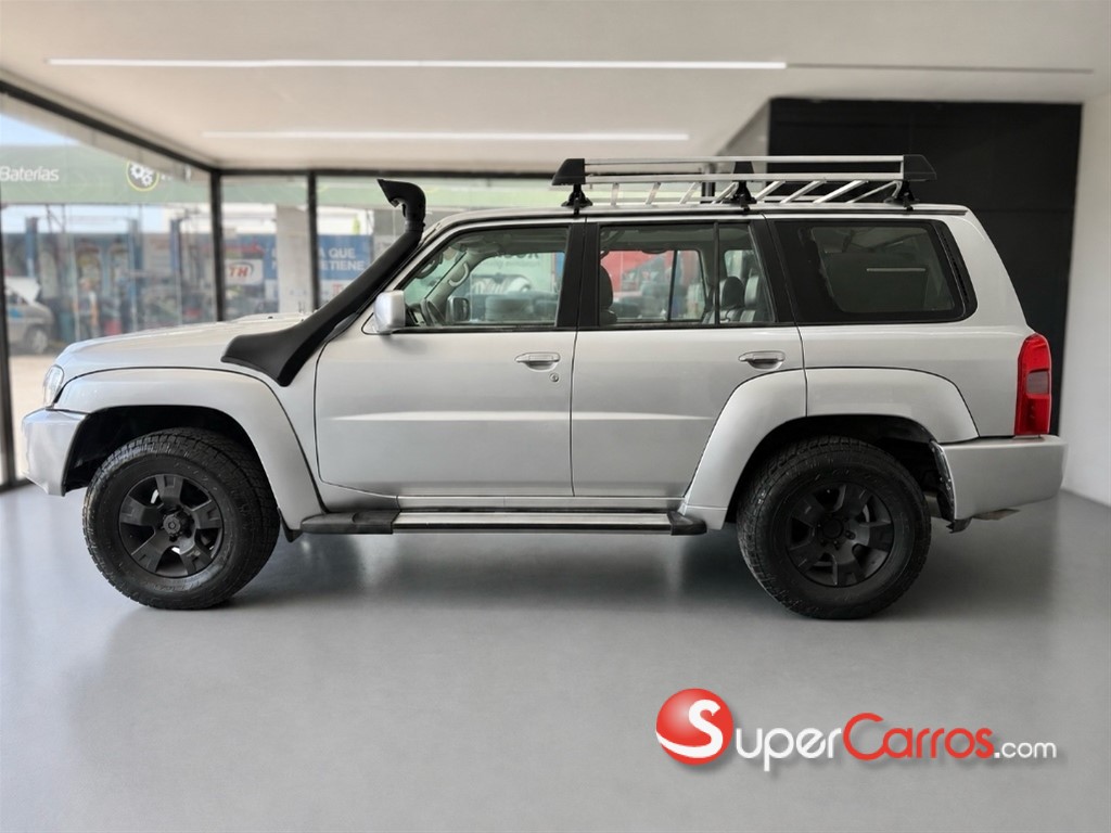 2011 Nissan Patrol GRX — foto 3 / 10