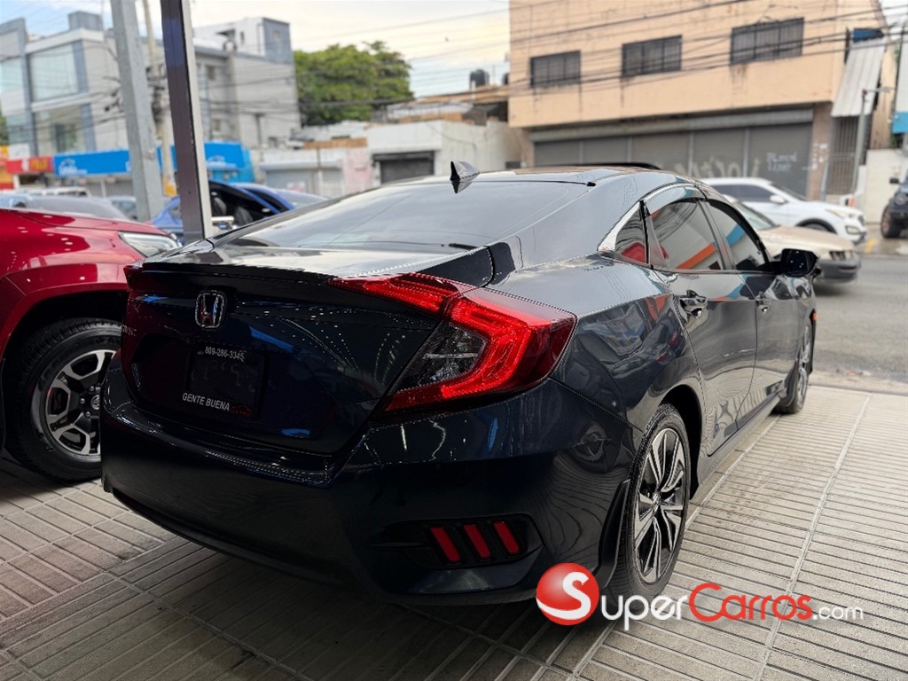 2018 Honda Civic EX Turbo — foto 7 / 8