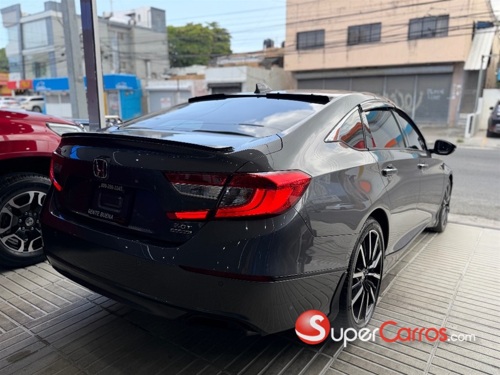 2018 Honda Accord Touring 2.0T — foto 9 / 9