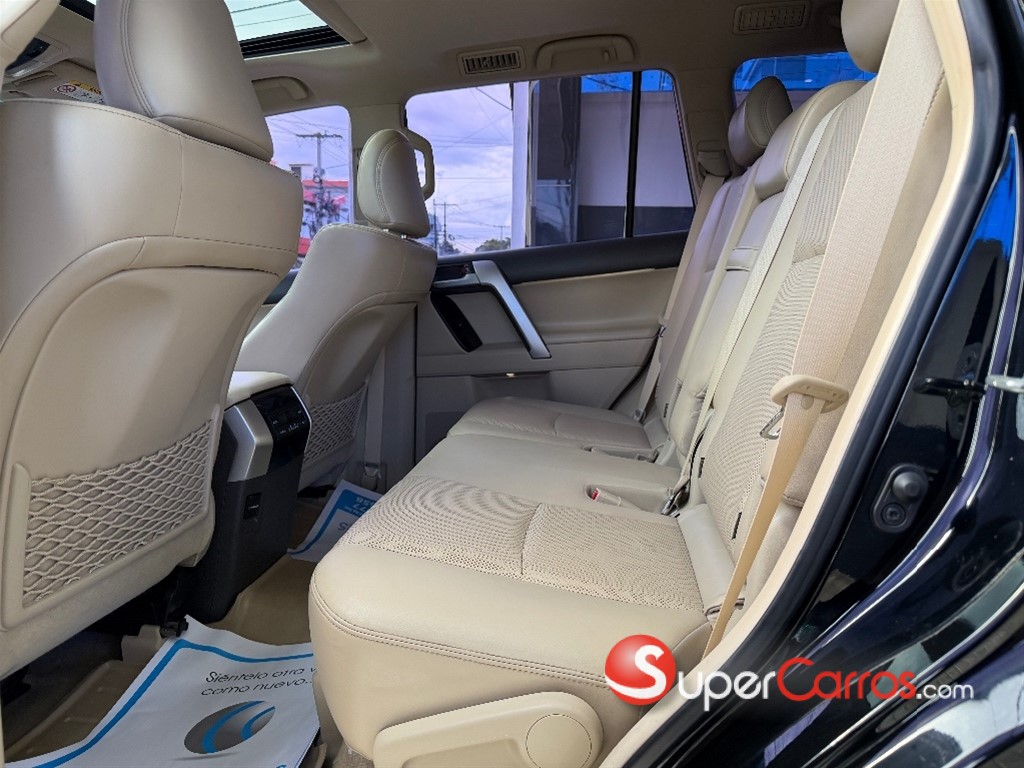 2024 Toyota Land Cruiser Prado VXL — foto 6 / 10