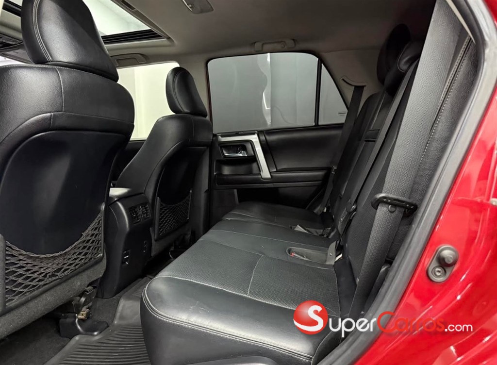 2014 Toyota 4 Runner Limited — foto 4 / 8