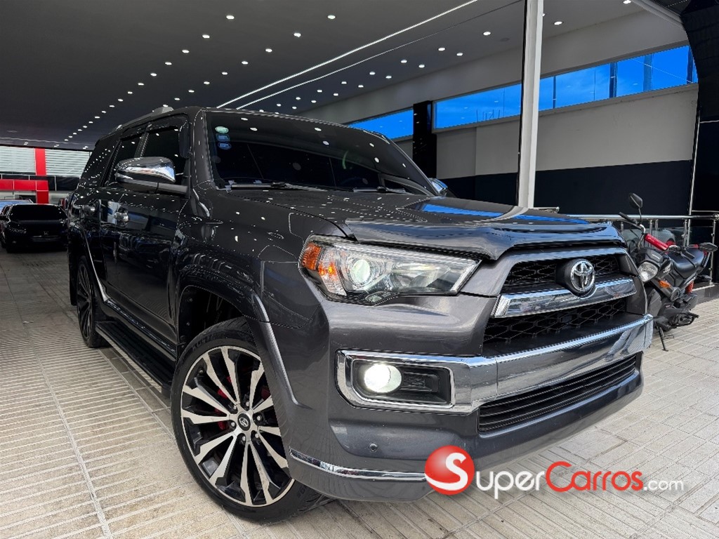 2016 Toyota 4 Runner Limited — foto 2 / 8