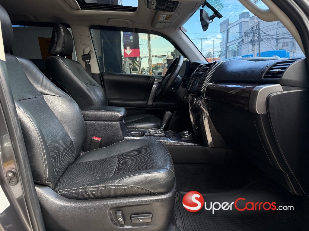 2016 Toyota 4 Runner Limited — foto 4 / 8