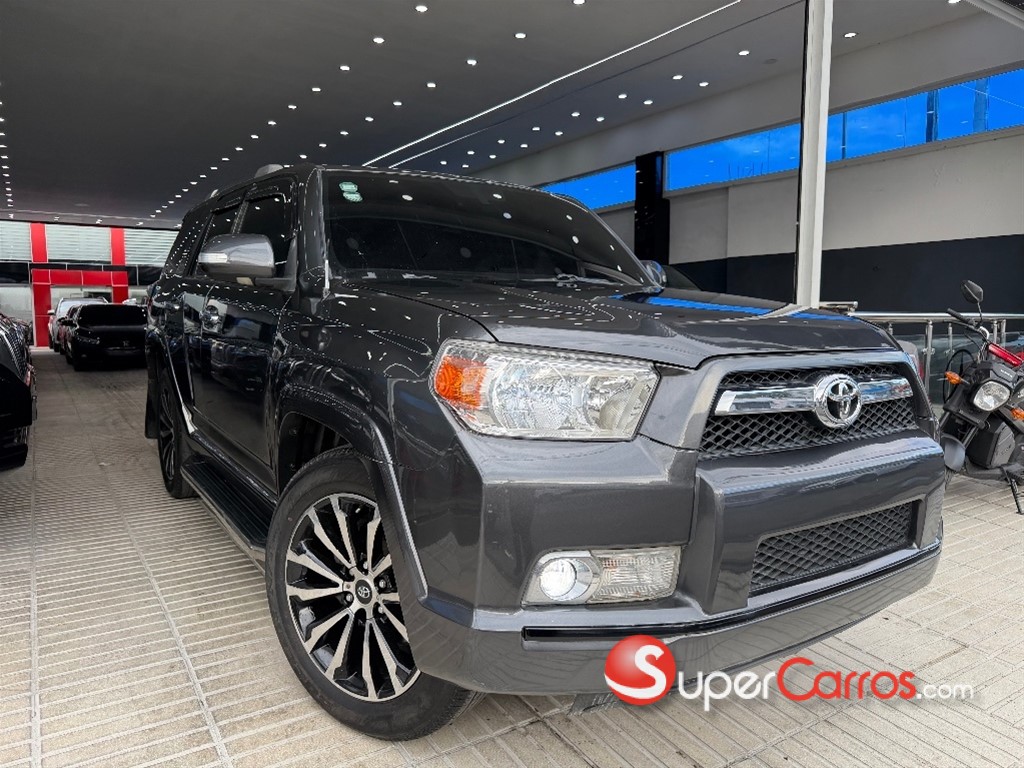 2010 Toyota 4 Runner Limited — foto 2 / 7