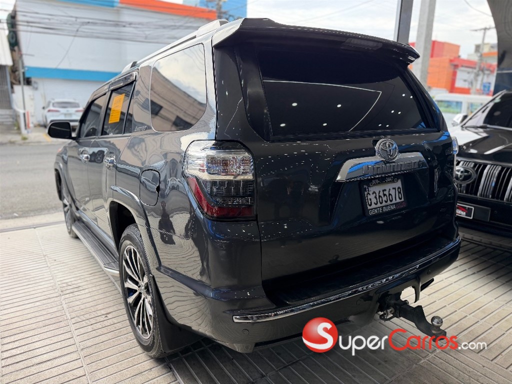 2010 Toyota 4 Runner Limited — foto 6 / 7