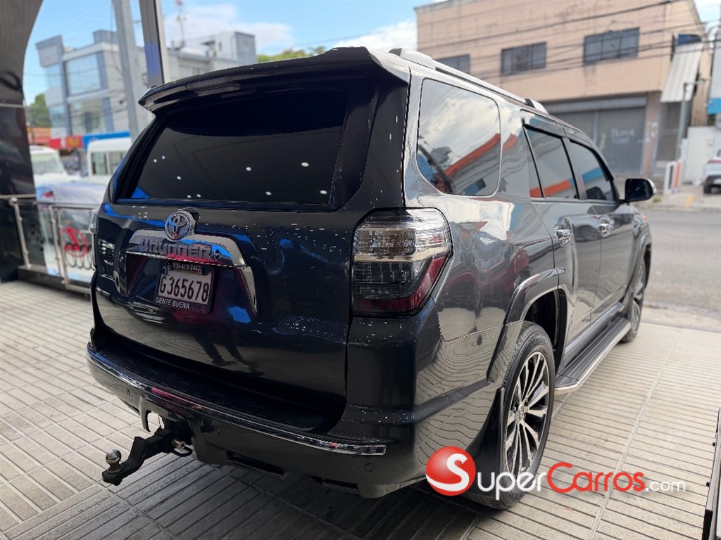 2010 Toyota 4 Runner Limited — foto 7 / 7