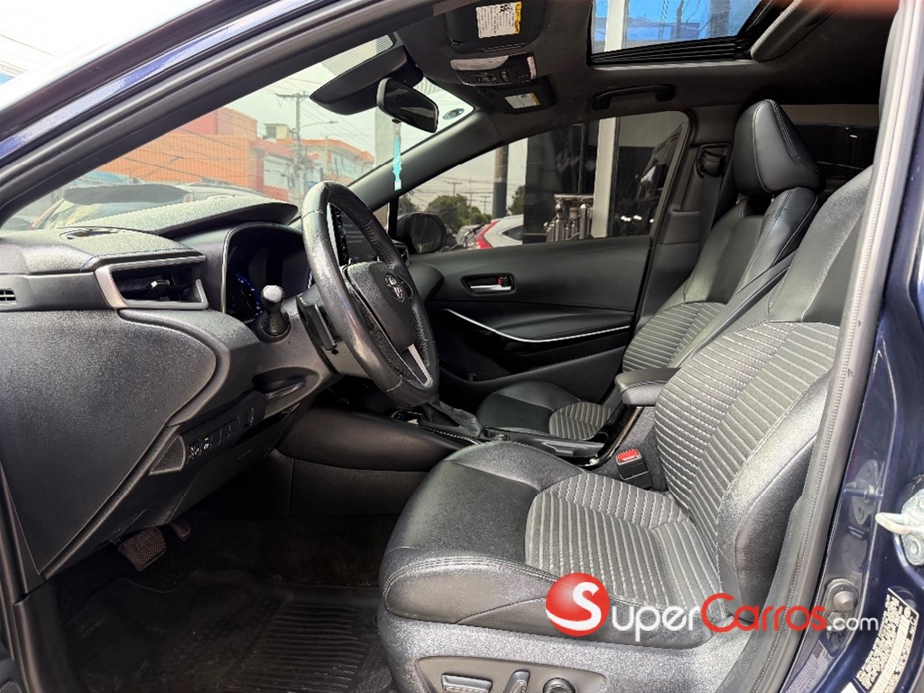 2020 Toyota Corolla XSE — foto 3 / 8