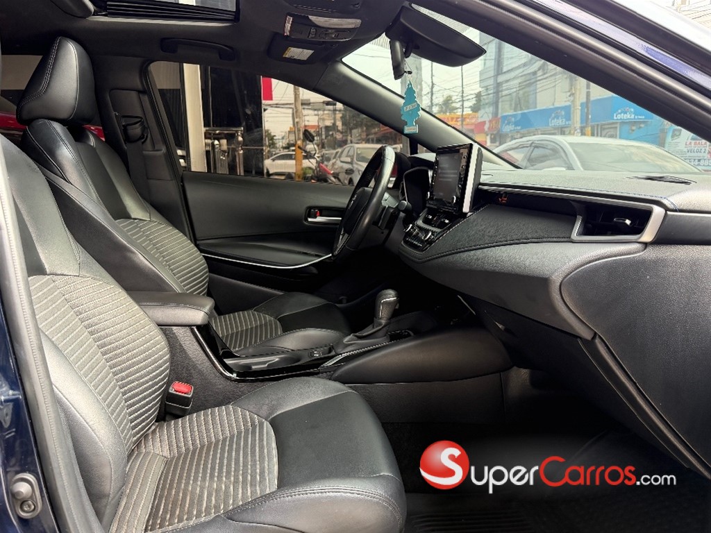 2020 Toyota Corolla XSE — foto 4 / 8