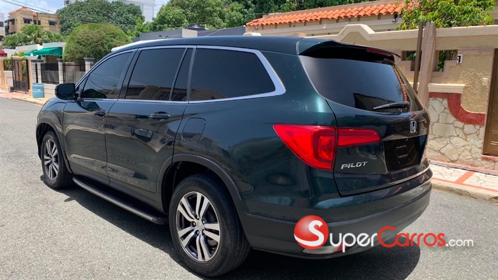 2016 Honda Pilot EX — foto 9 / 12