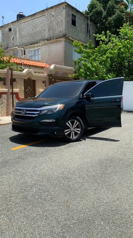 2016 Honda Pilot EX — foto 10 / 12