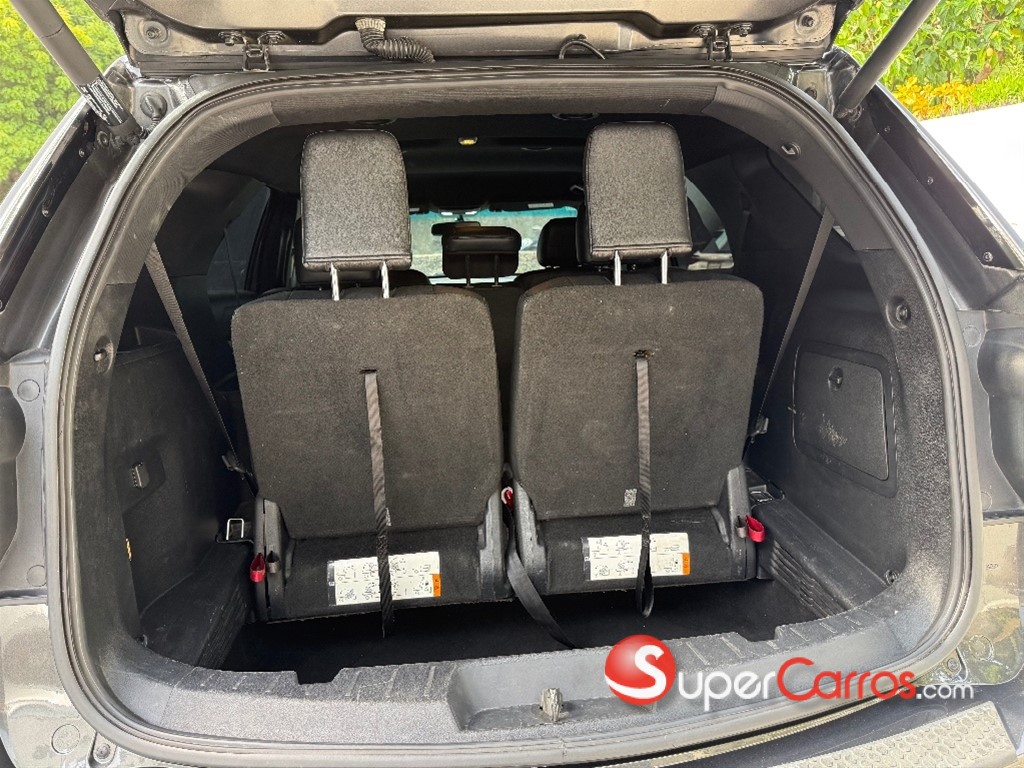 2016 Ford Explorer XLT — foto 6 / 7