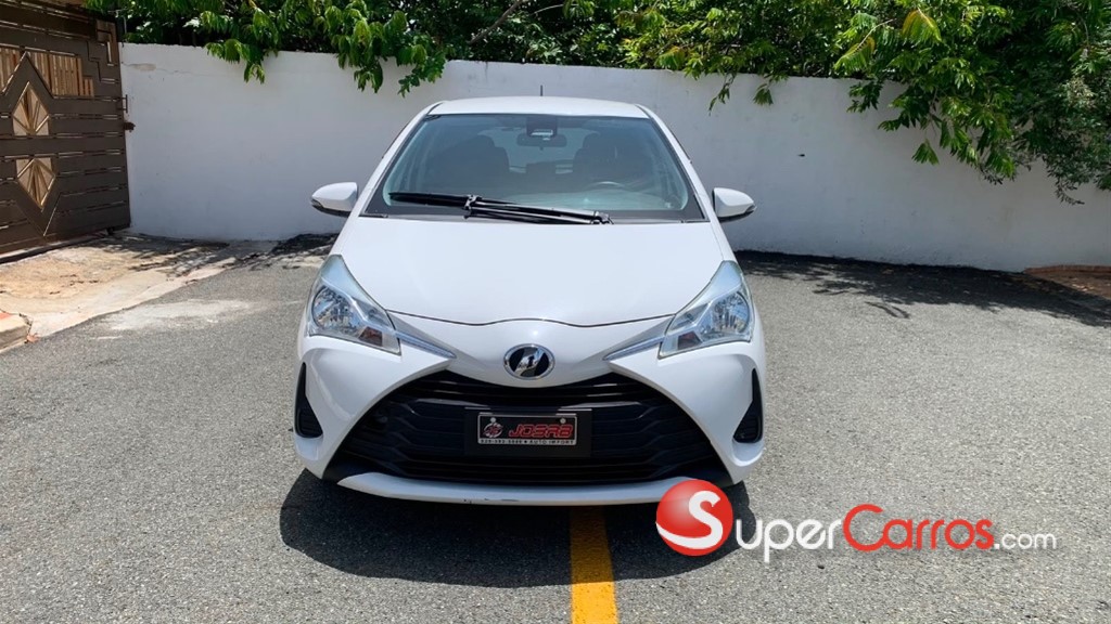 2020 Toyota VITZ — foto 3 / 11