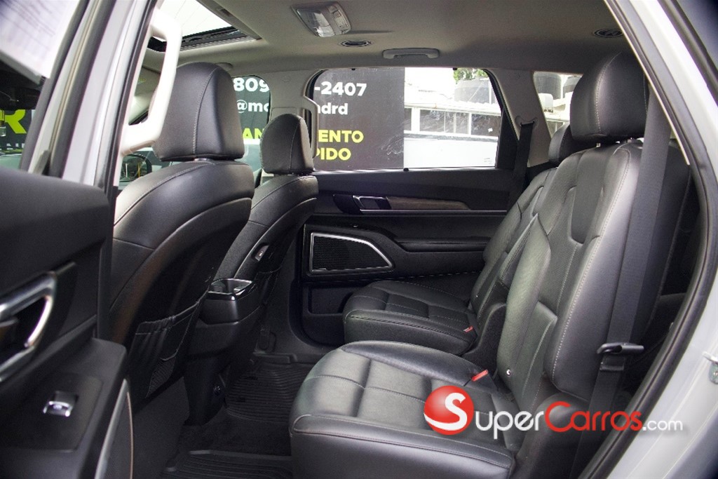 2021 Kia Telluride EX — foto 8 / 12