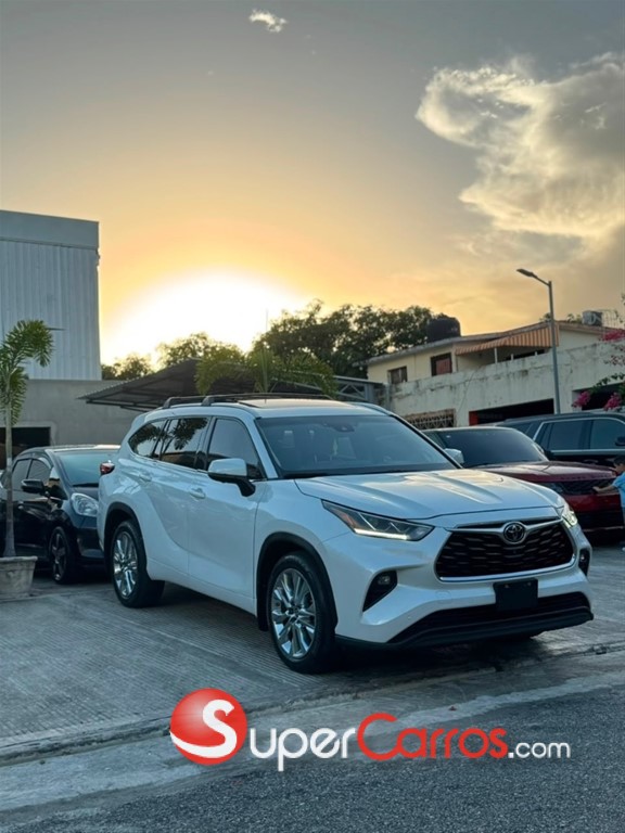 2023 Toyota Highlander — foto 2 / 8
